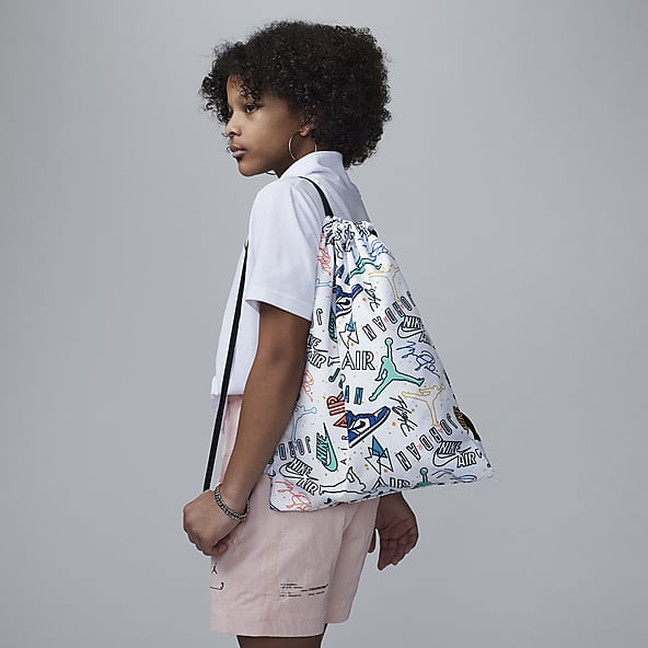 Girl nike drawstring bag hotsell